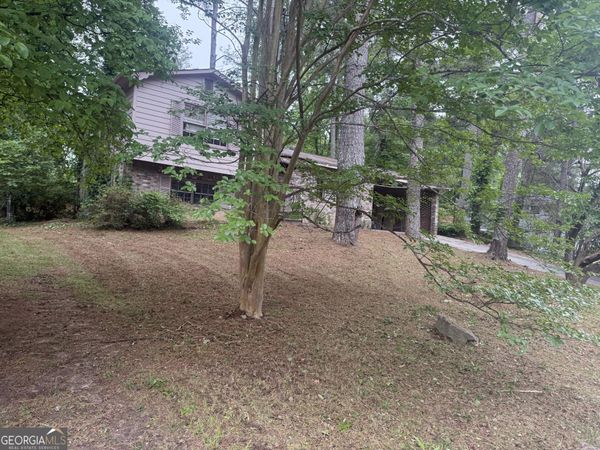2930 Carriage Lane, South Fulton, GA 30349