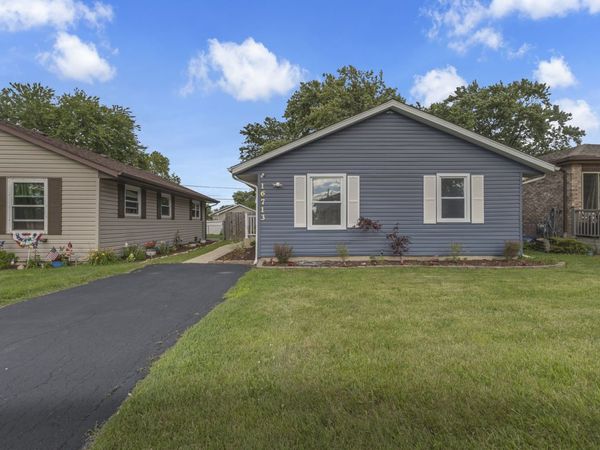 16713 Highview Avenue , Orland Hills, IL 60487
