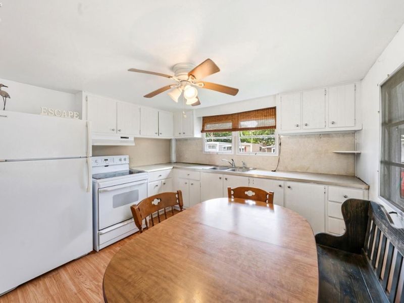 3575 NE Catawba Road, Unit 18, Port Clinton, OH 43452 Photo 15