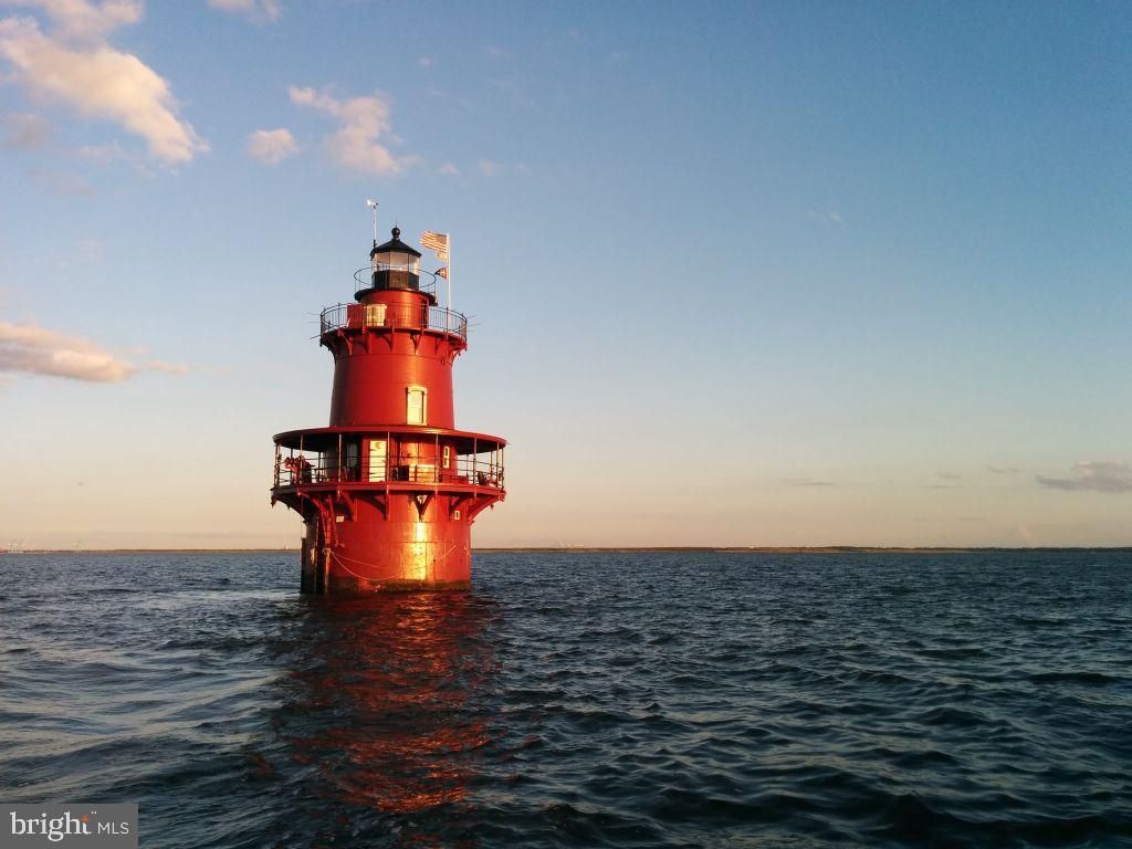 Middle Ground Lighthouse, Newport News, VA 23607 Main Photo