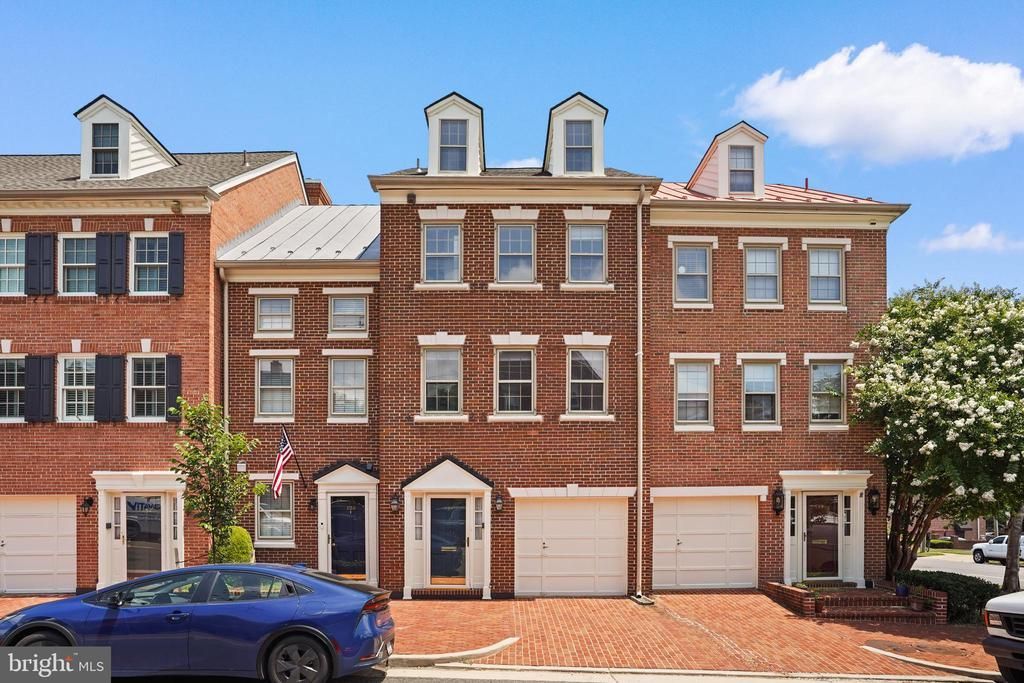 686 S COLUMBUS STREET, ALEXANDRIA, VA 22314