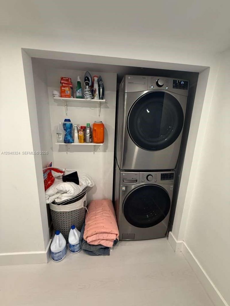 41 SE 5th St , Unit 1708, Miami, FL 33131 Photo