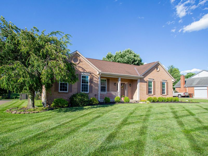 2560 Teaberry Court, Burlington, KY 41005 Photo 2