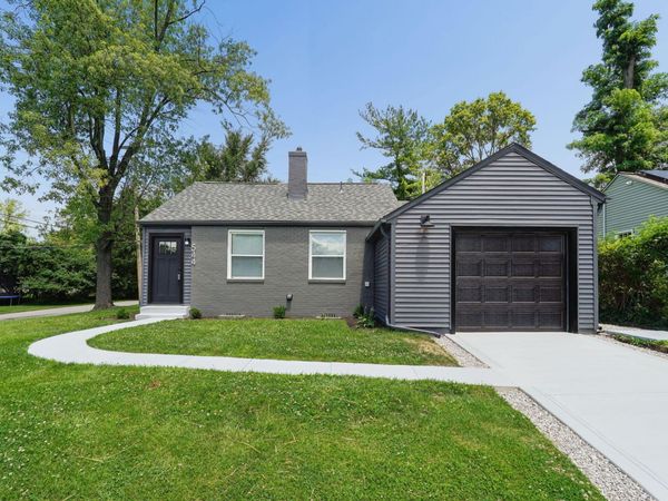 544 N Selby Boulevard , Worthington, OH 43085