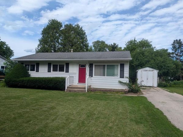553 Park AVENUE, Delavan, WI 53115