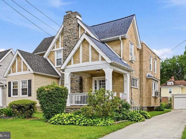 200 W PLUMSTEAD AVENUE , LANSDOWNE, PA 19050