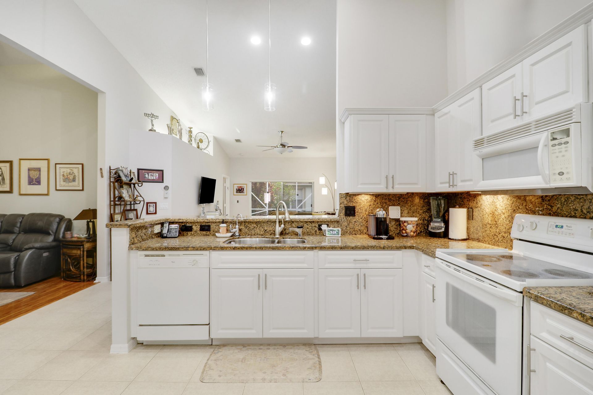 8063 Dolomtian Way, Boynton Beach, FL 33472 Photo