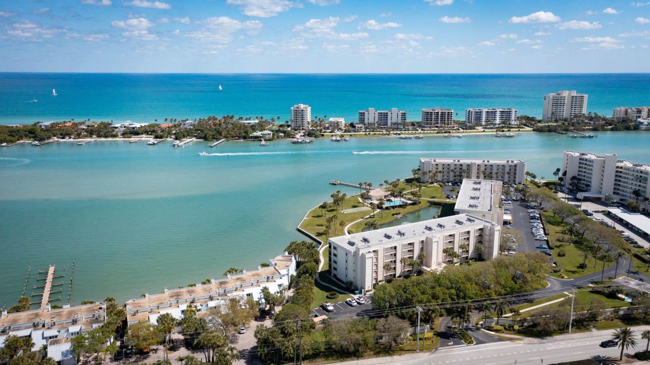300 Intracoastal Place, Unit 203, Jupiter, FL 33469 Photo