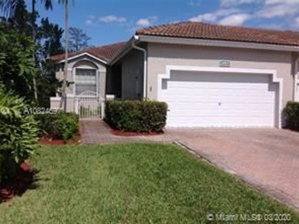 7651 S Aragon Boulevard, Unit 1, Sunrise, FL 33322