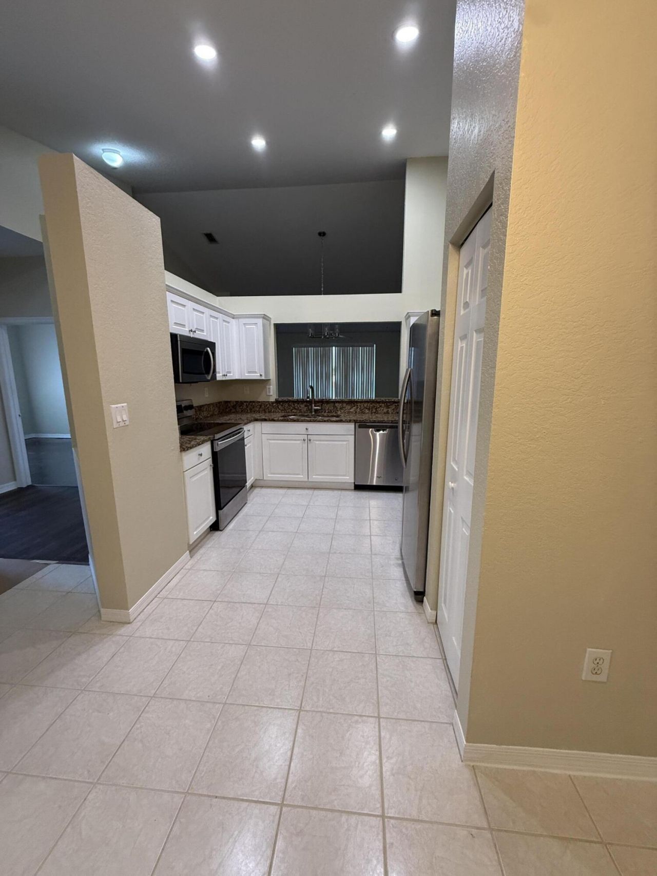 7651 S Aragon Boulevard, Unit 1, Sunrise, FL 33322 Photo