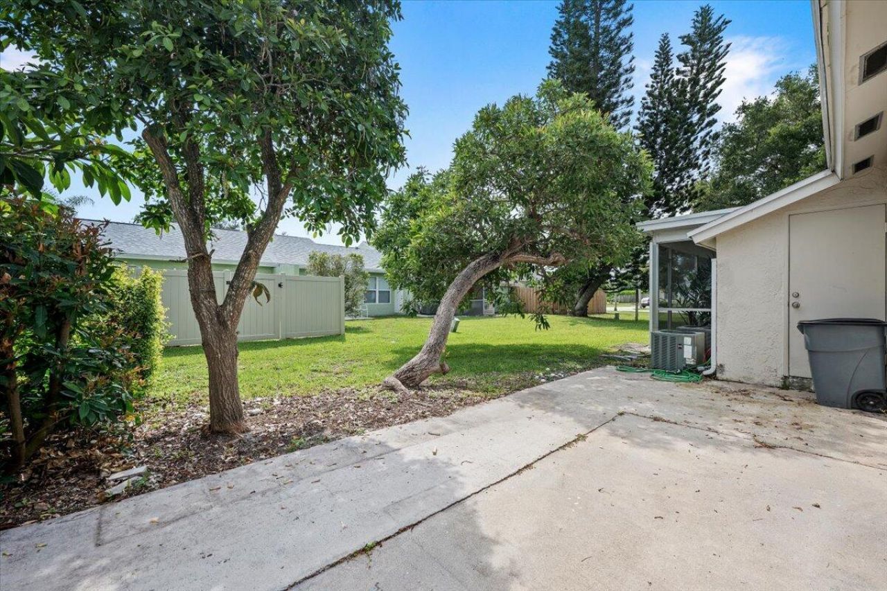 144 Deerfield Court, Jupiter, FL 33458 Photo