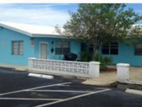 1102 SE 3rd Street, Unit 3, Deerfield Beach, FL 33441