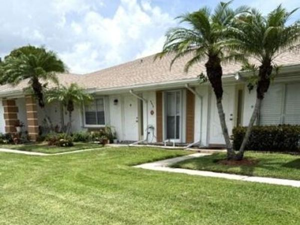 1216 S S Lakes End Drive, Unit Apt D, Fort Pierce, FL 34982