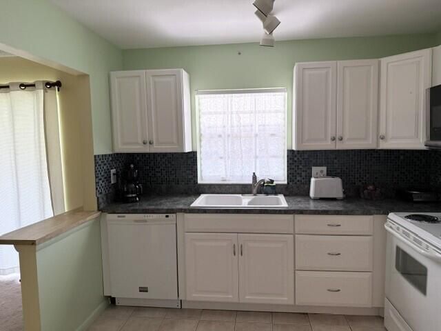 1216 S S Lakes End Drive, Unit Apt D, Fort Pierce, FL 34982 Photo
