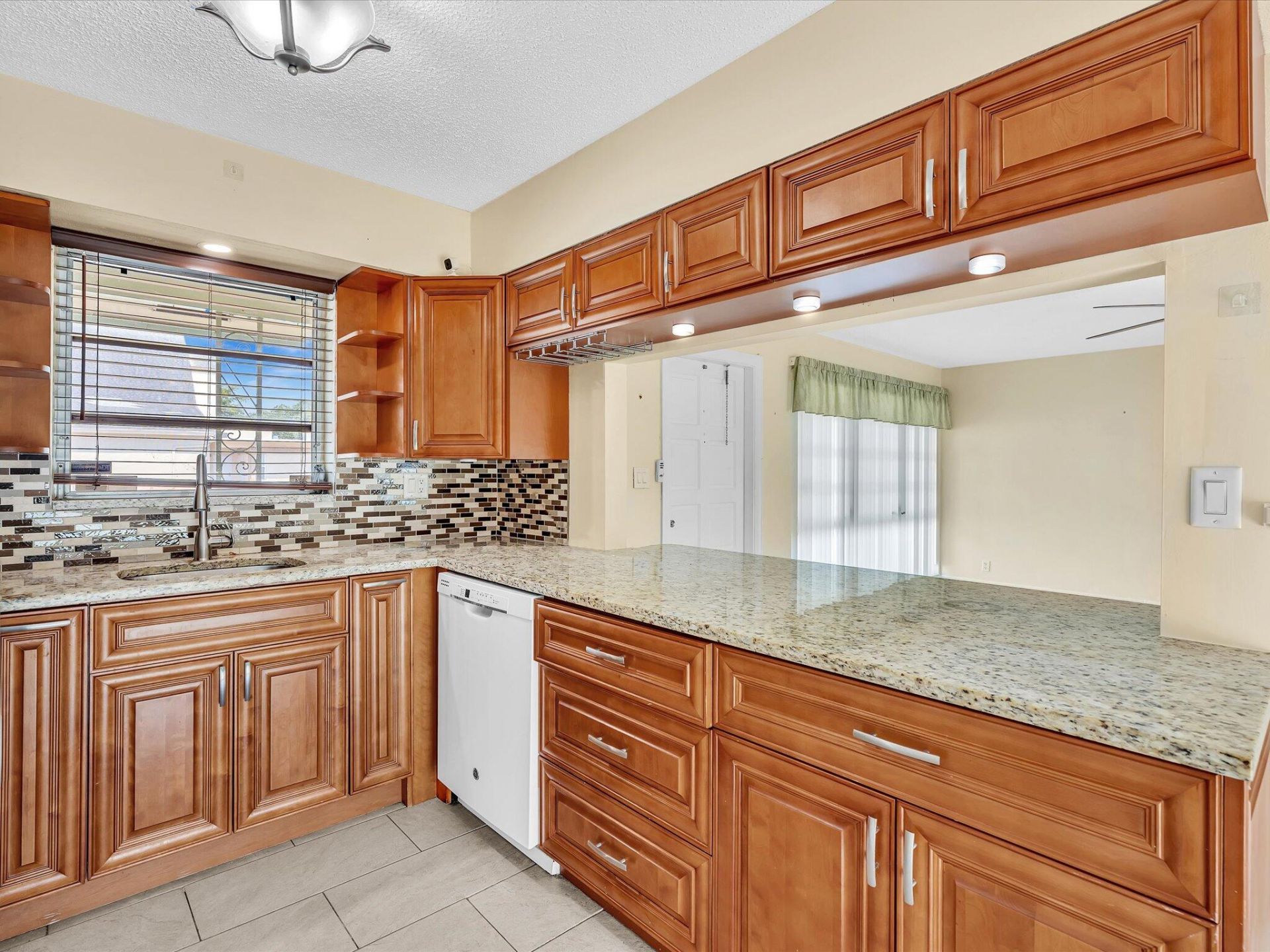 4041 NE 18th Terrace, Pompano Beach, FL 33064 Photo