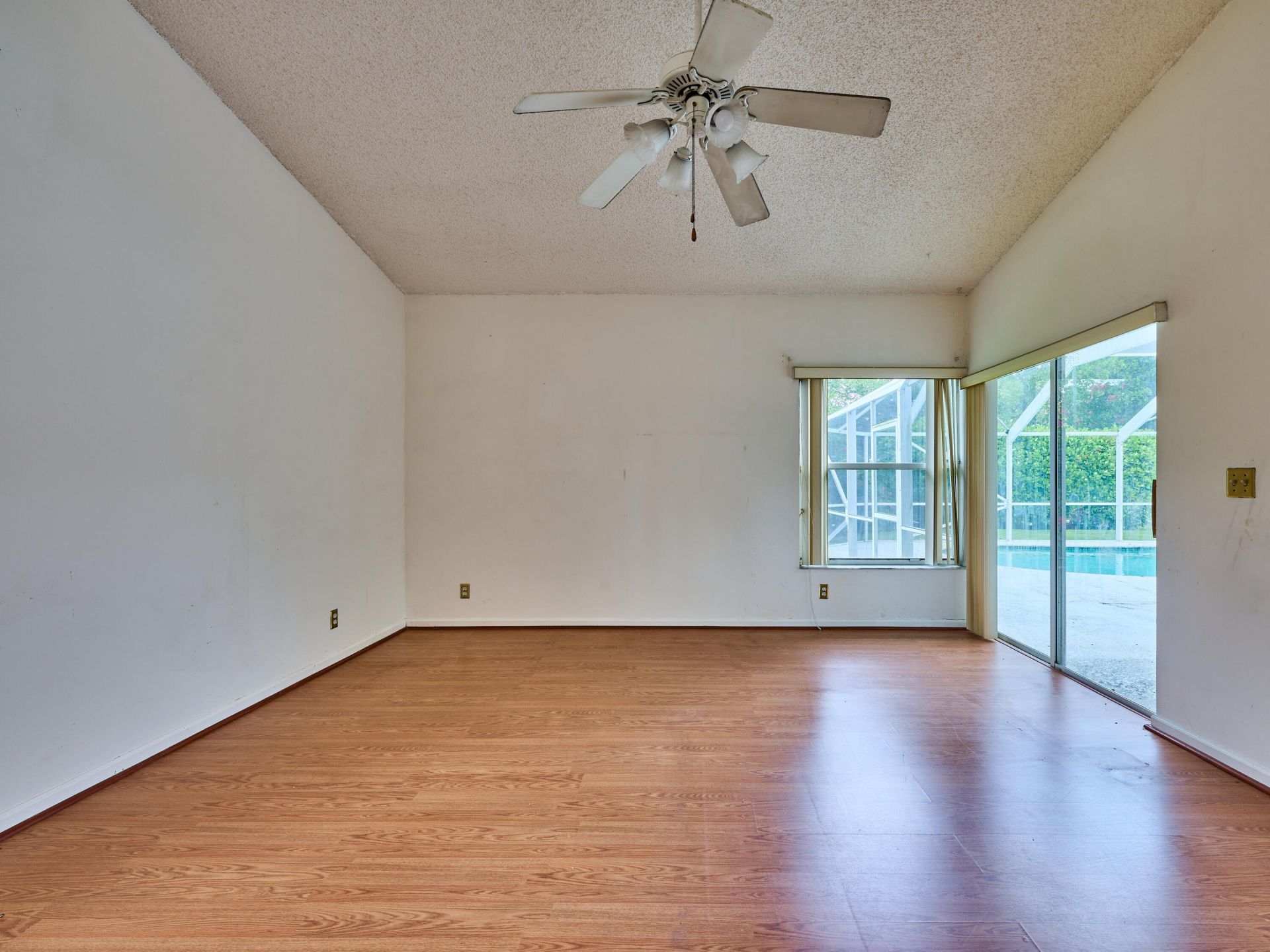 4610 NW 100th Way, Coral Springs, FL 33076 Photo
