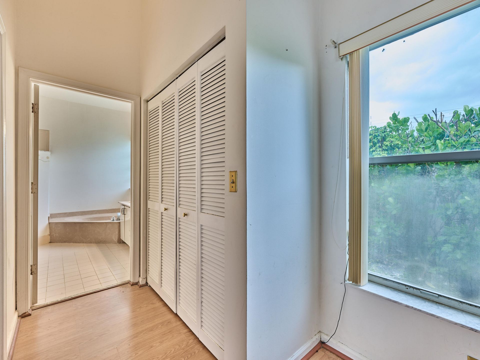 4610 NW 100th Way, Coral Springs, FL 33076 Photo