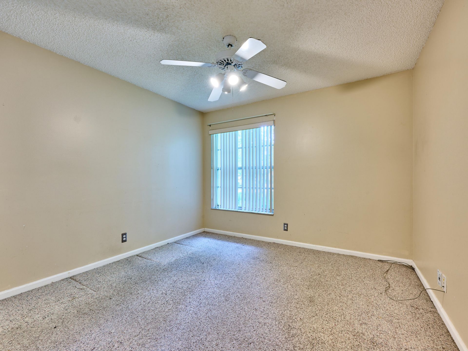 4610 NW 100th Way, Coral Springs, FL 33076 Photo