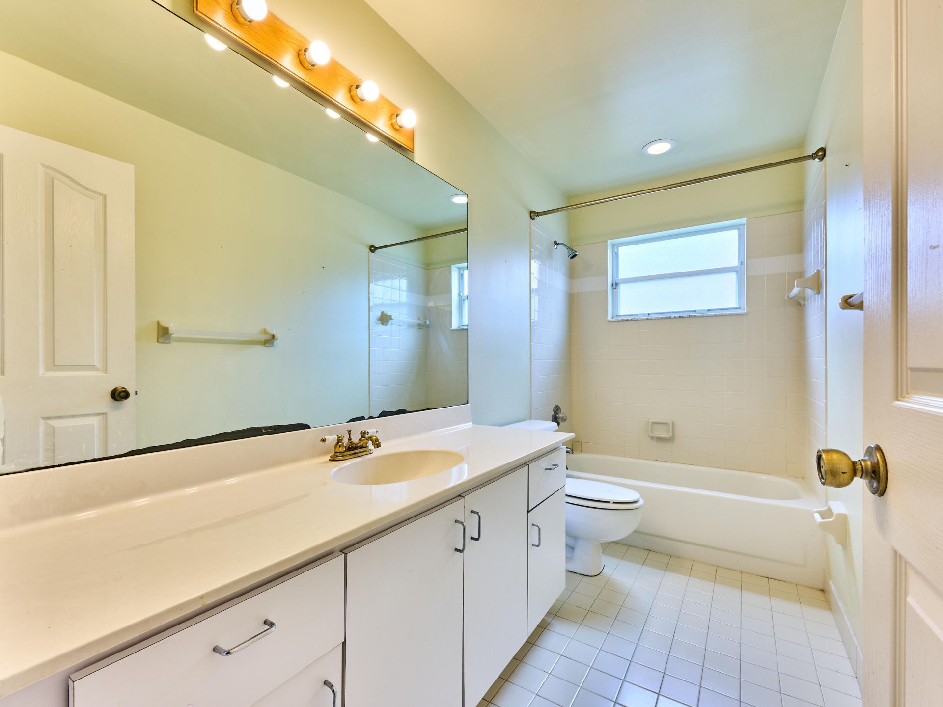 4610 NW 100th Way, Coral Springs, FL 33076 Photo