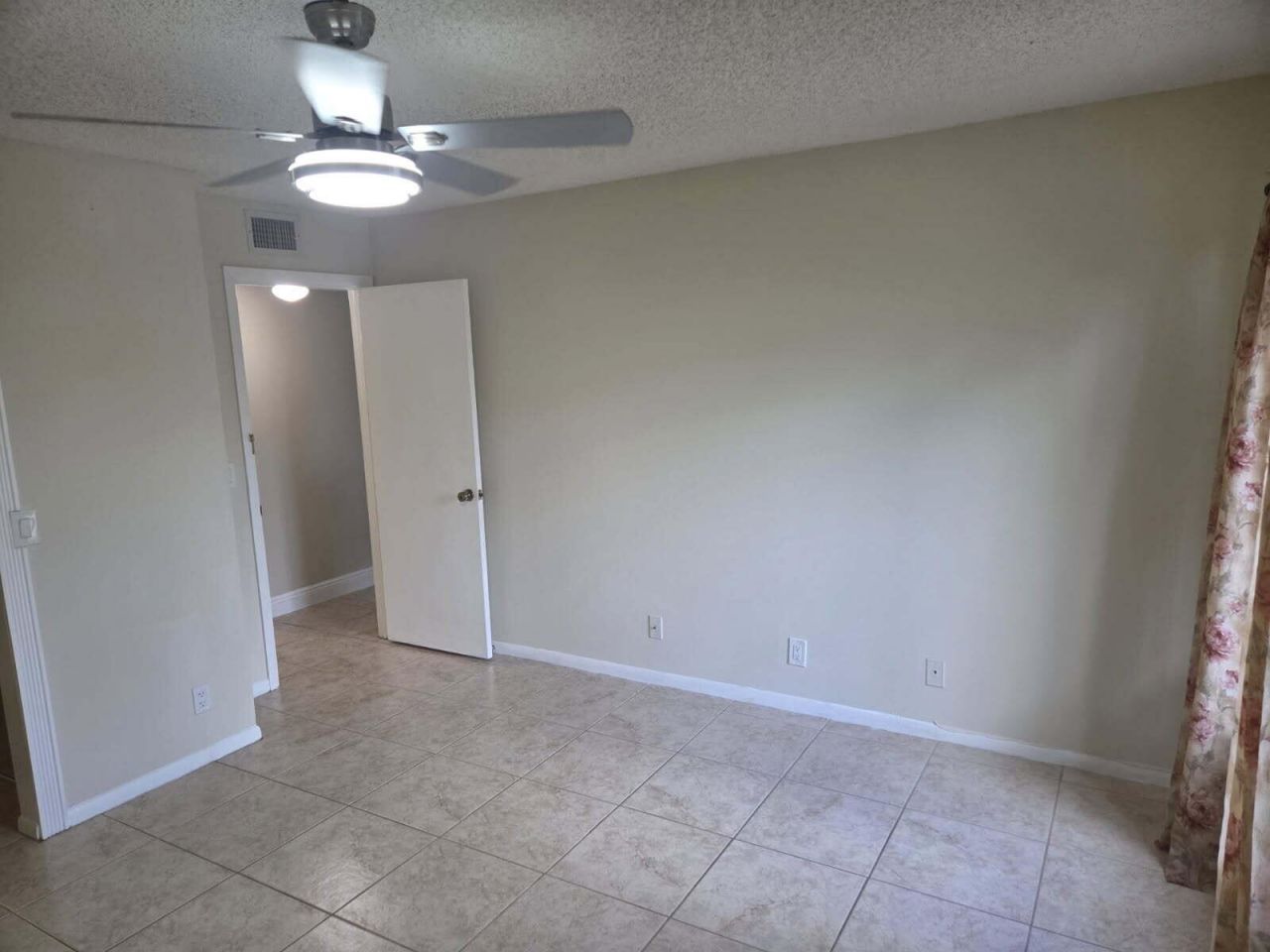 715 Sunny Pine Way, Unit A2, Greenacres, FL 33415 Photo