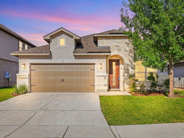 12422 Chena Lk, San Antonio, TX 78249