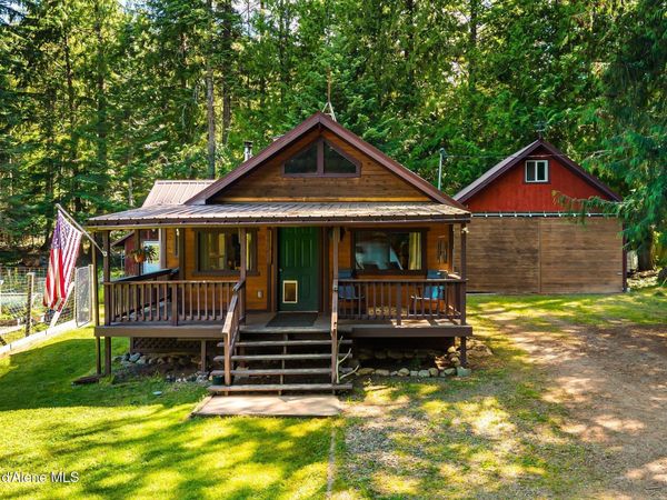428 Bottle Brand Rd , Hope, ID 83836