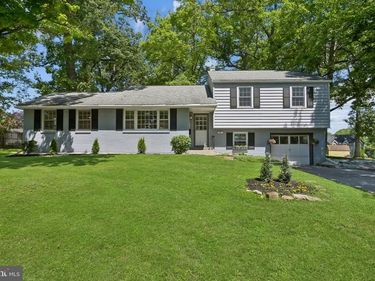 543 MIDLAND AVENUE, BERWYN, PA 19312