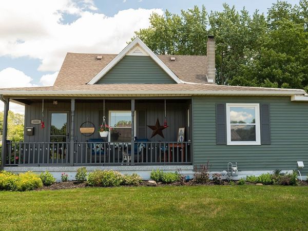 800 E LaPorte Street, Plymouth, IN 46563
