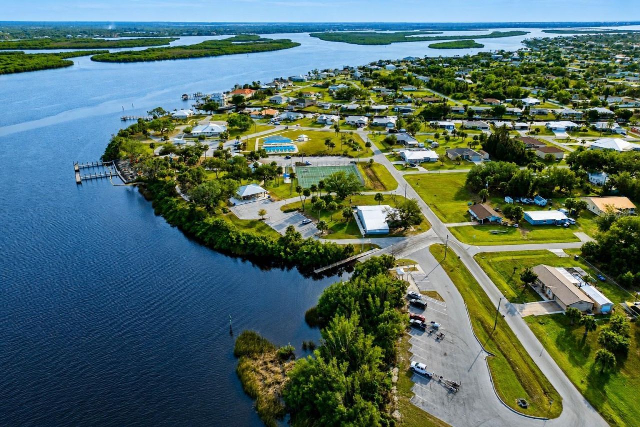 27072 Hillshire Lane, Punta Gorda, FL 33983 Photo
