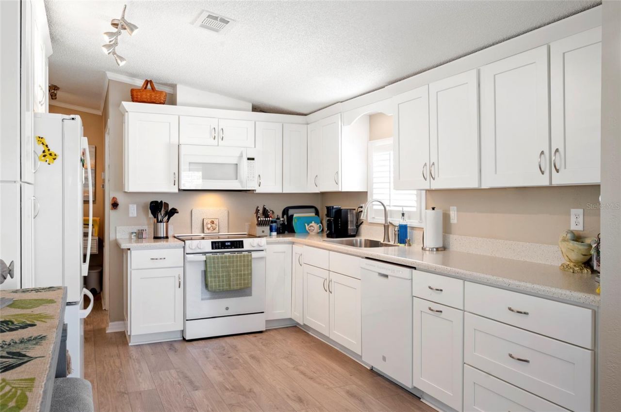 4300 Riverside Drive , Unit 206, Punta Gorda, FL 33982 Photo