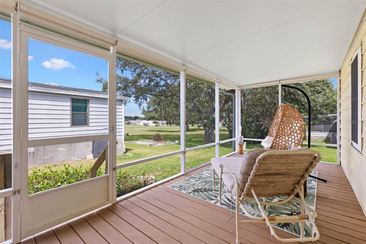 1726 Hilton Head Boulevard, Lady Lake, FL 32159 Photo