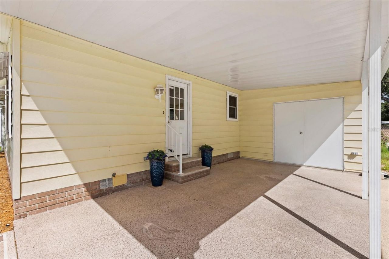 1726 Hilton Head Boulevard, Lady Lake, FL 32159 Photo