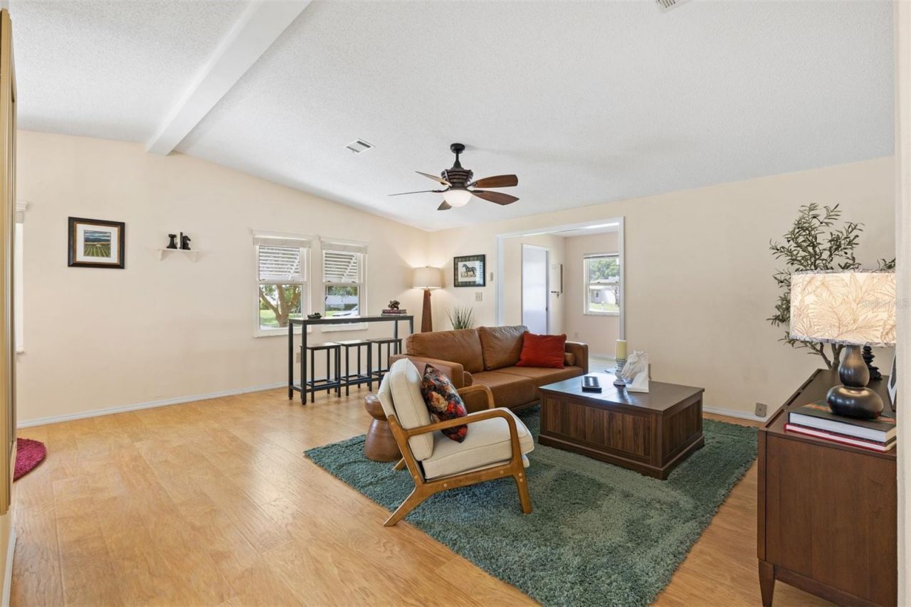 1726 Hilton Head Boulevard, Lady Lake, FL 32159 Photo