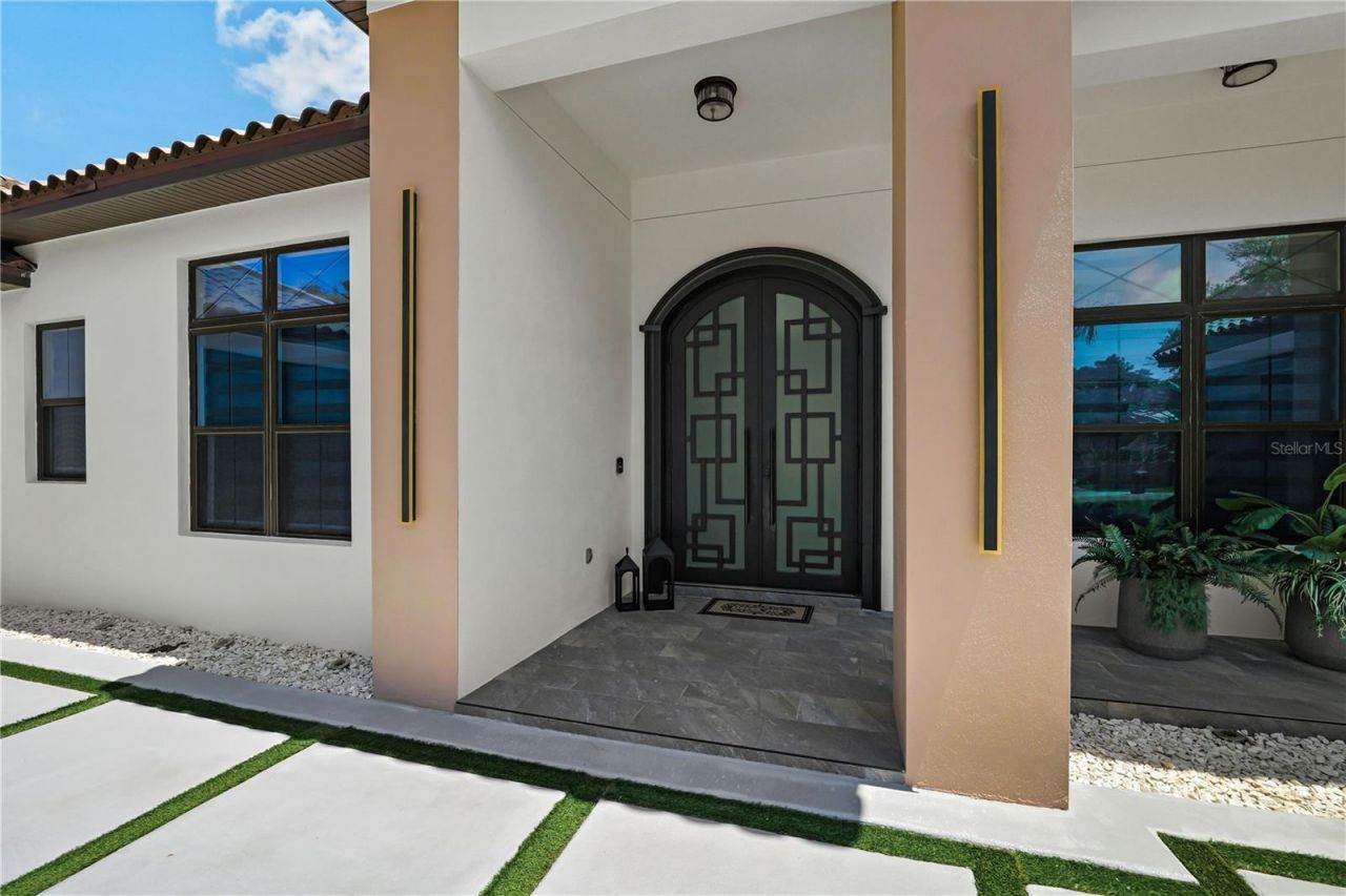 3317 Crenshaw Lake Road, Lutz, FL 33548 Photo