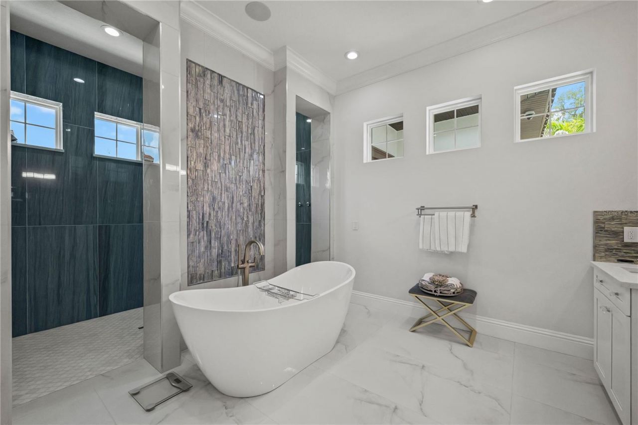 3317 Crenshaw Lake Road, Lutz, FL 33548 Photo