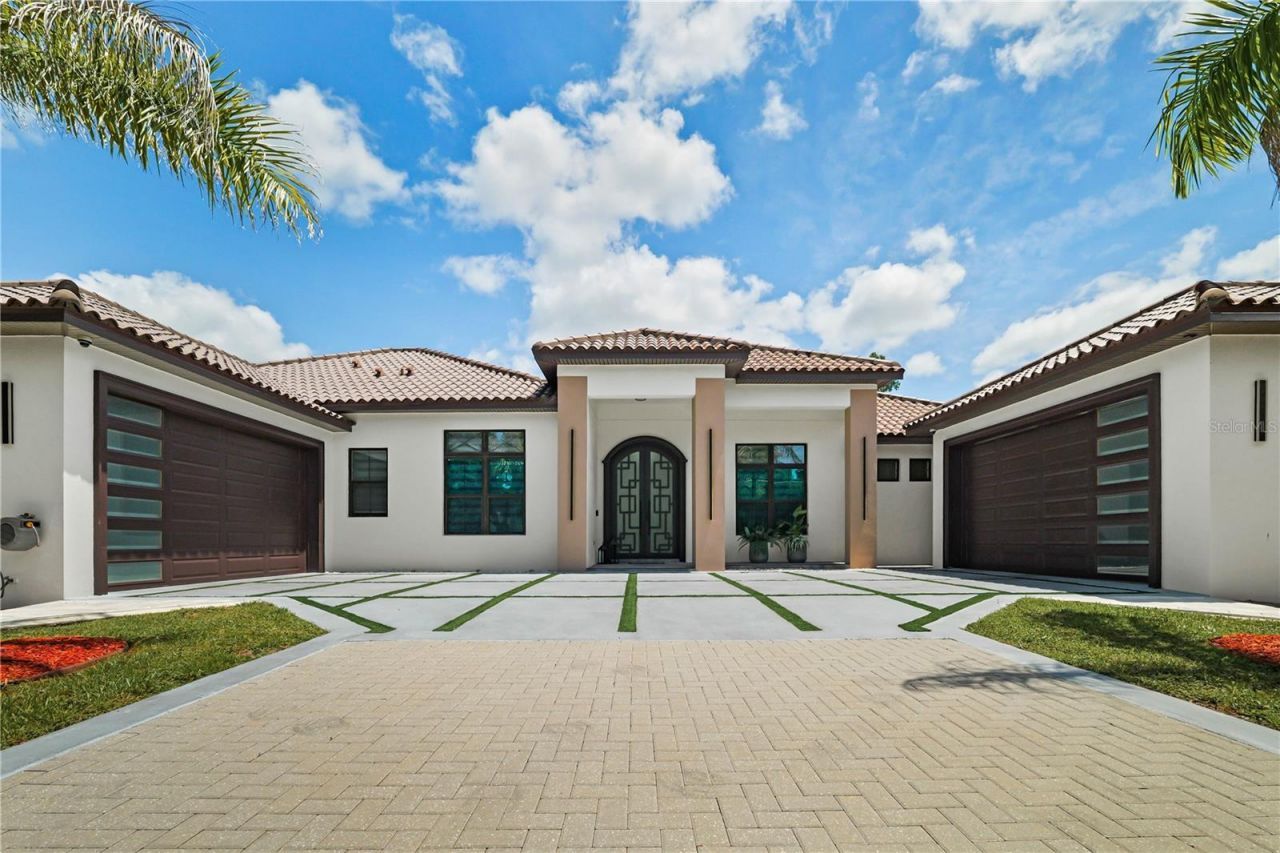 3317 Crenshaw Lake Road, Lutz, FL 33548 Photo