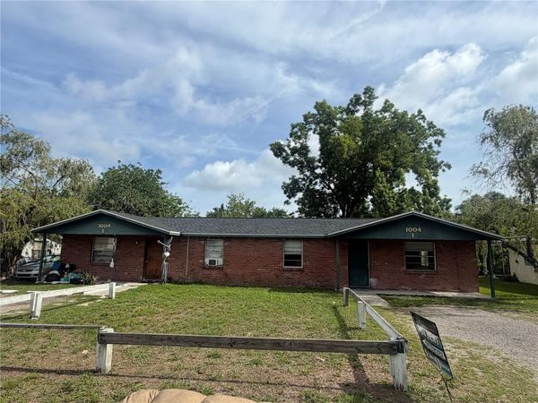 1004 W MCLENDON STREET , PLANT CITY, FL 33563
