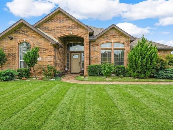 412 Kings Creek Drive, Terrell, TX 75161