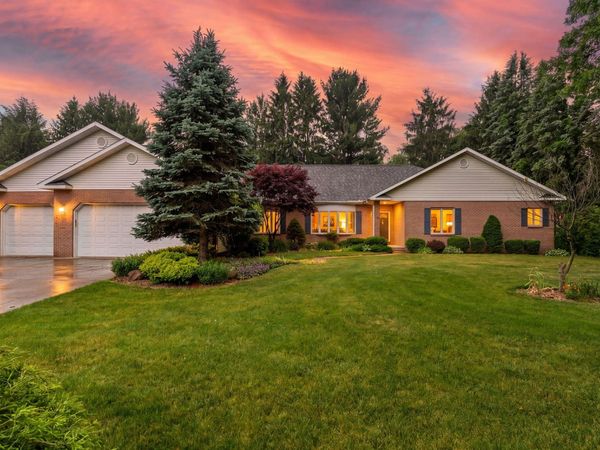 203 Fieldstone Drive , La Porte, IN 46350