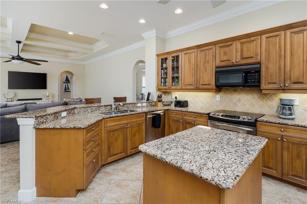 8754 Hideaway Harbor Ct , Naples, FL 34120 Photo