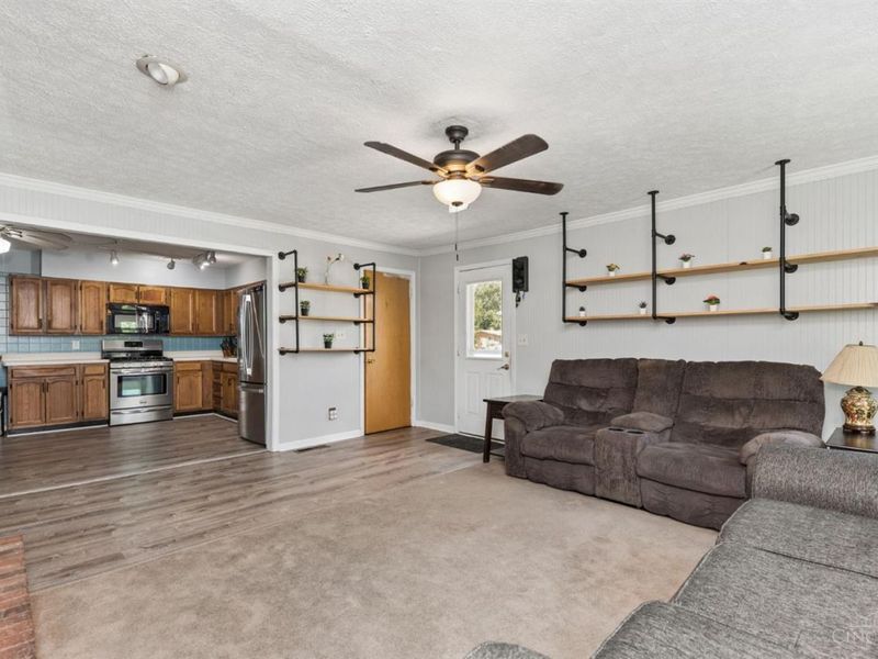 823 Sando Drive, Fairfield, OH 45014 Photo 7