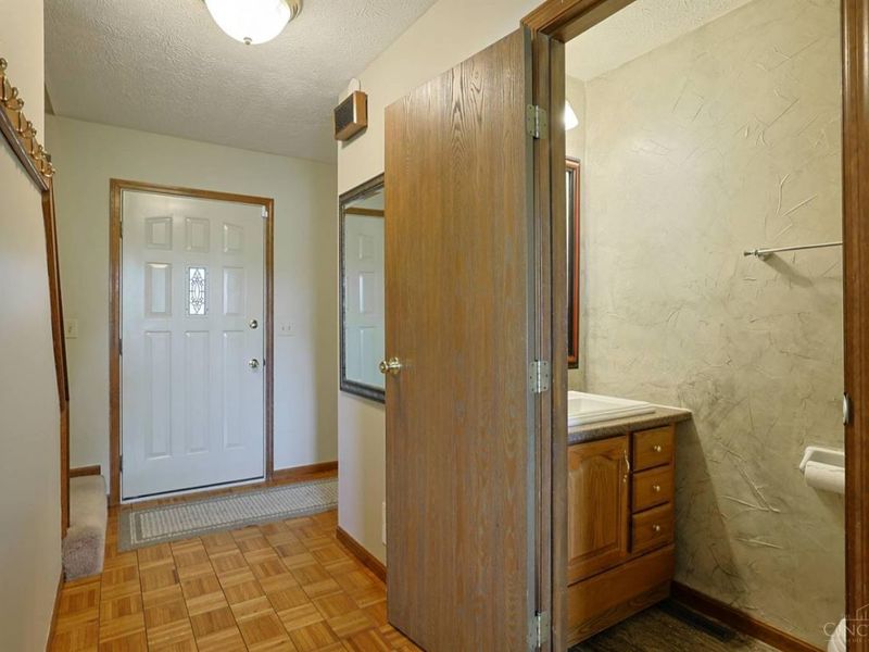 4089 Privet Court, Hamilton, OH 45011 Photo 6