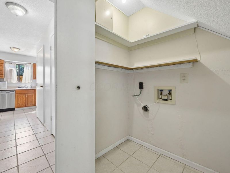 6164 Stornoway Drive S, Unit 6164, Columbus, OH 43213 Photo 14