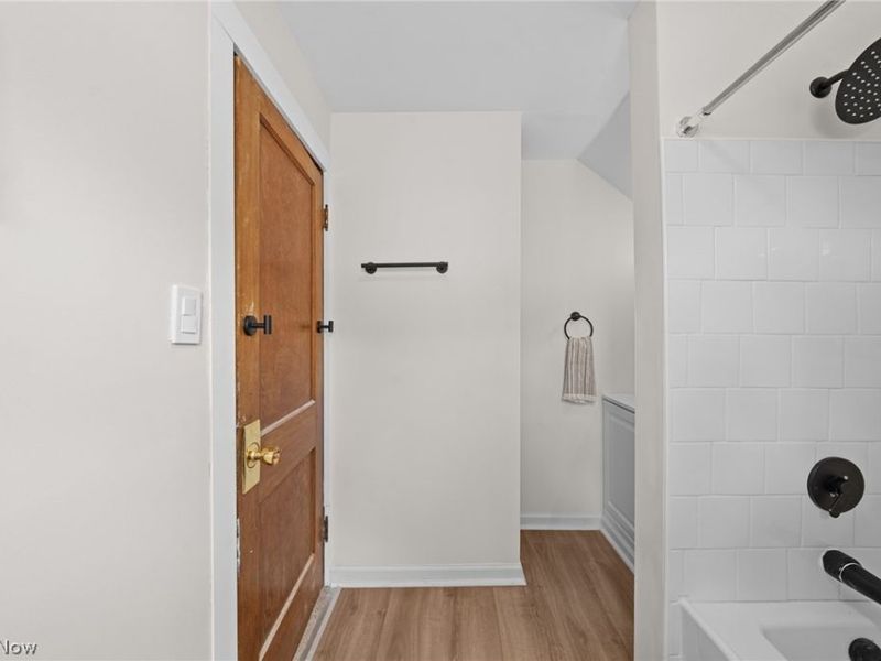 39 E Catawba Avenue, Akron, OH 44301 Photo 30
