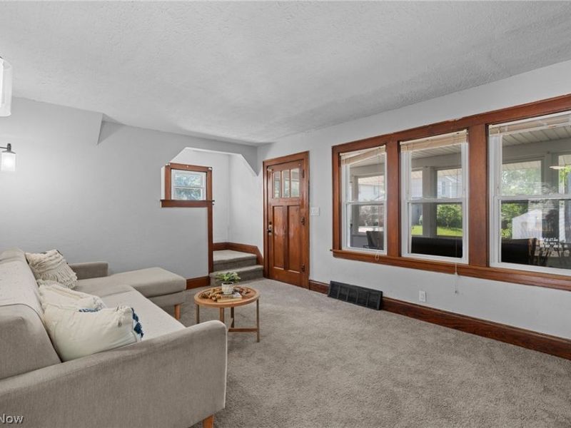 39 E Catawba Avenue, Akron, OH 44301 Photo 7