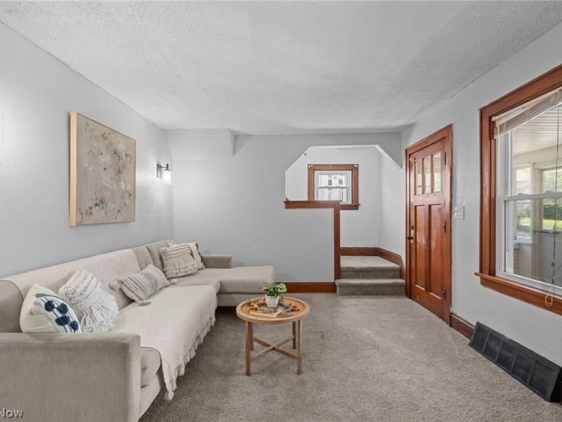 39 E Catawba Avenue, Akron, OH 44301 Photo 8