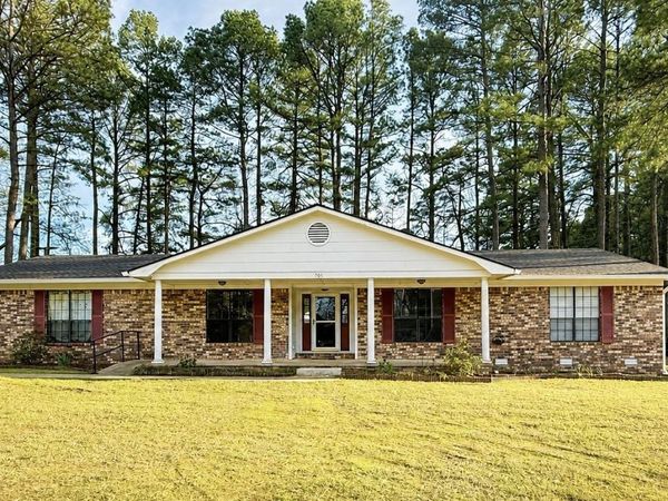 701 Sheffield Drive, Bryant, AR 72022