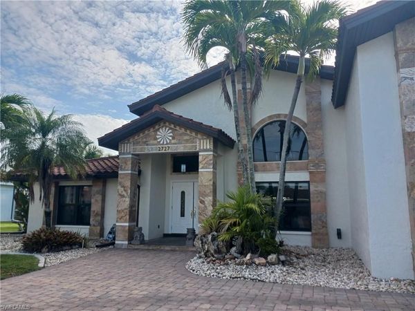 2727 SE 24th PL , CAPE CORAL, FL 33904