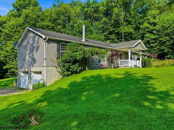 310 Auburn Hills Drive, Bruceton Mills, WV 26525