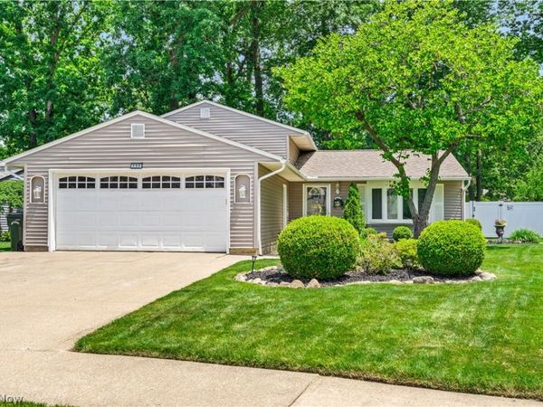 755 Bedford Avenue, Elyria, OH 44035